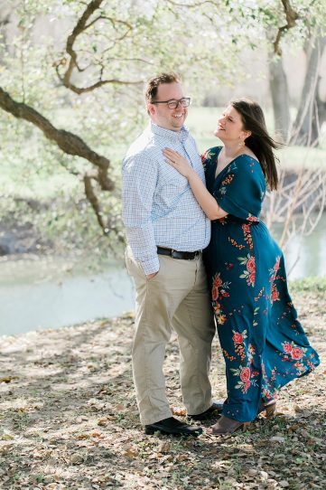 004_Whiterock_Lake__Dallas_Engagement_Photos